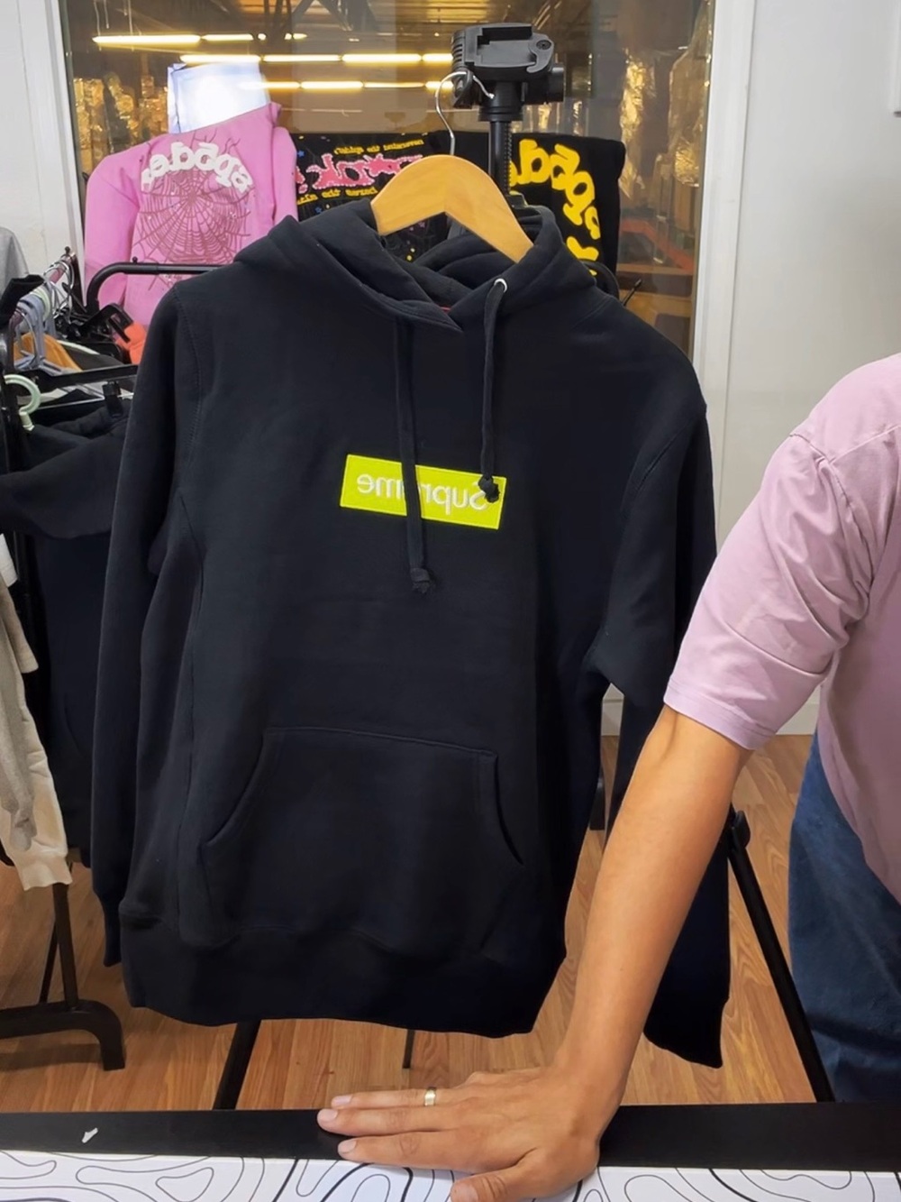Brand New Supreme Pull Over Hoodie Men’s Large